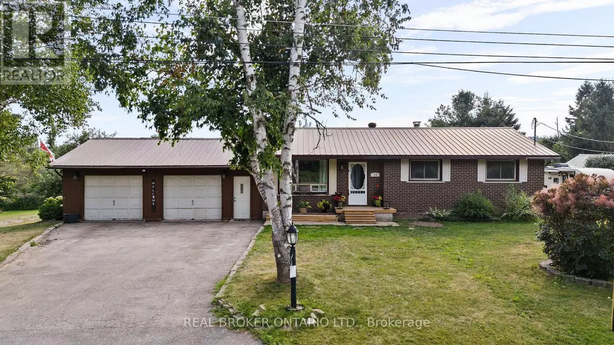 Oro-medonte (prices Corners), ON L3V6H2,12 OLIVE DRIVE