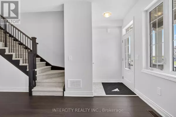 Wasaga Beach, ON L9R0M2,15 AVALON DRIVE