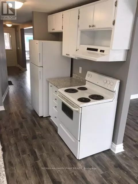 Barrie (grove East), ON L4M5V6,61 CORBETT DRIVE