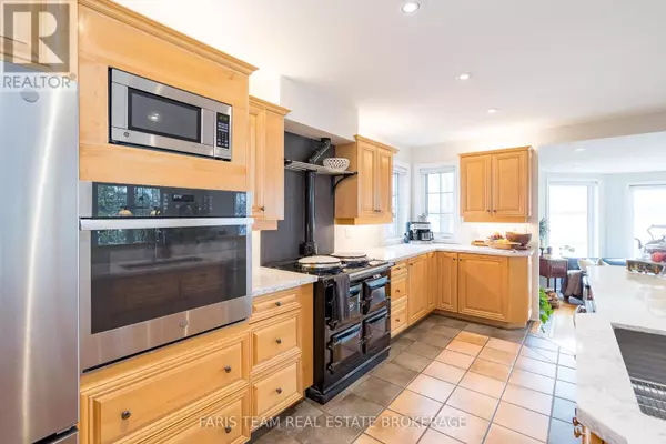 Midland, ON L4R5G7,281 PUDDICOMBE ROAD