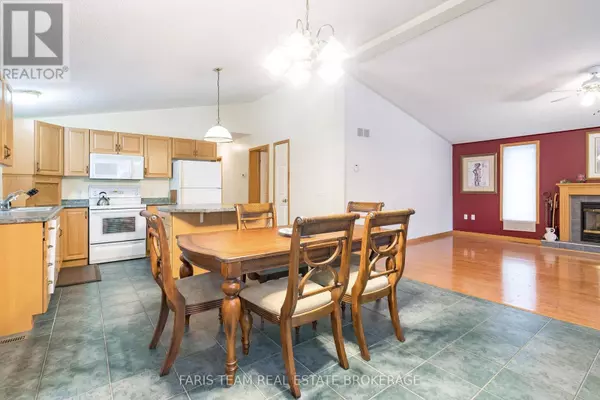 Wasaga Beach, ON L9Z3A8,2 ST JAMES PLACE