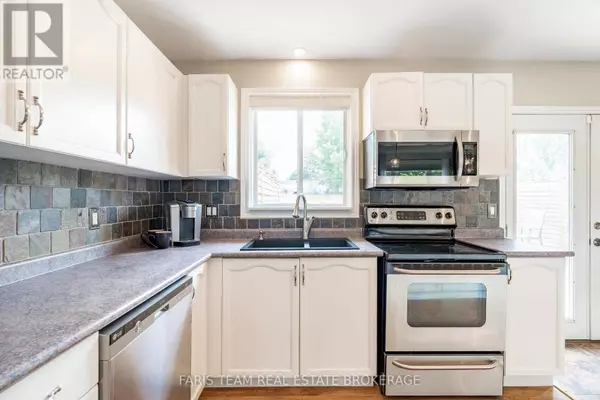 Oro-medonte (craighurst), ON L4M4Y8,39 PROCEE CIRCLE