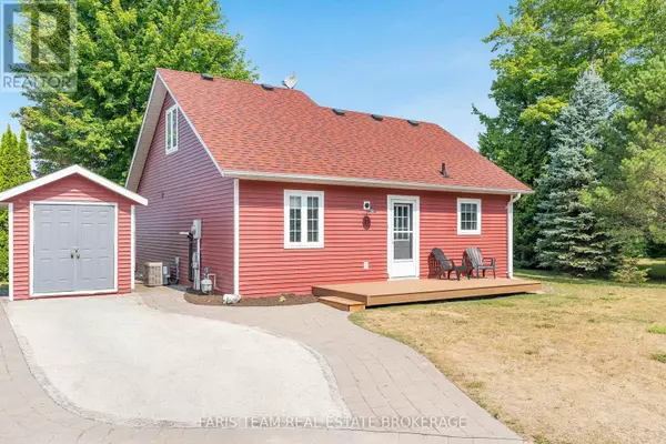 32 ALGONQUIN TRAIL, Wasaga Beach, ON L9Z1X7