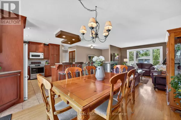 Barrie (bayshore), ON L4N4J3,311 PINE DRIVE