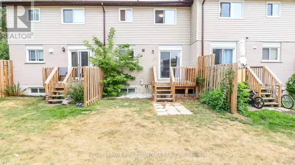 Orillia, ON L3V6W7,1095 Mississaga ST West #76