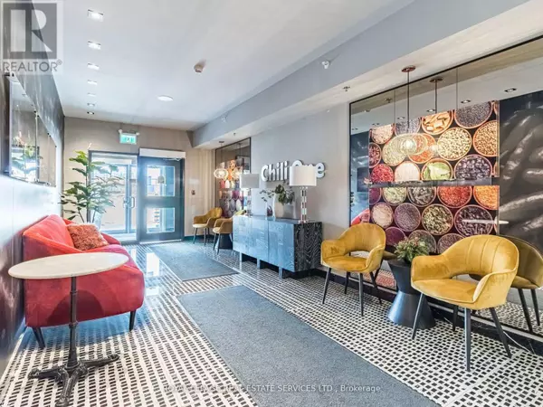 Barrie, ON L9J0K2,10 Culinary LN #211