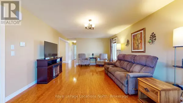 Wasaga Beach, ON L9Z3A8,20 ILLINOIS CRESCENT