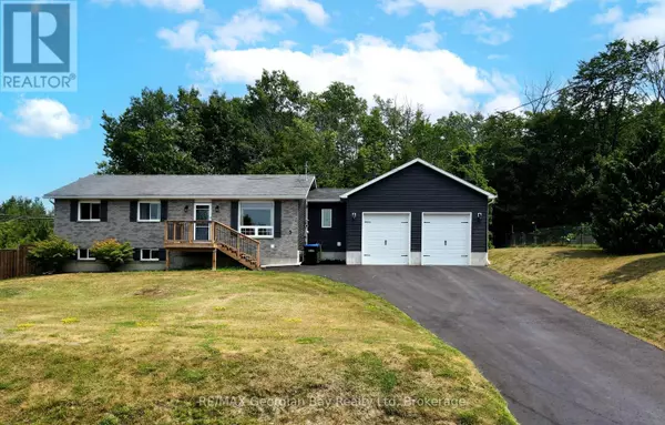 5 EASTON AVENUE, Tay (port Mcnicoll), ON L0K1R0