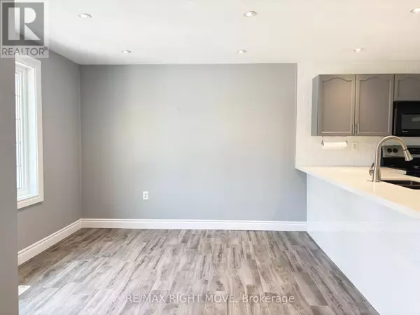 Barrie (holly), ON L4N8E5,131 ATHABASKA ROAD