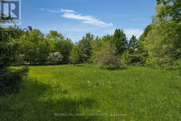 Oro-medonte (moonstone), ON L0L1V0,712 Mt St Louis RD West #Part 1