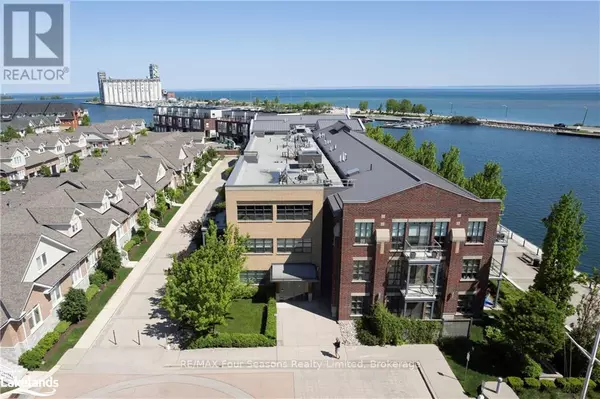 Collingwood, ON L9Y0W2,1 Shipyard LN #309