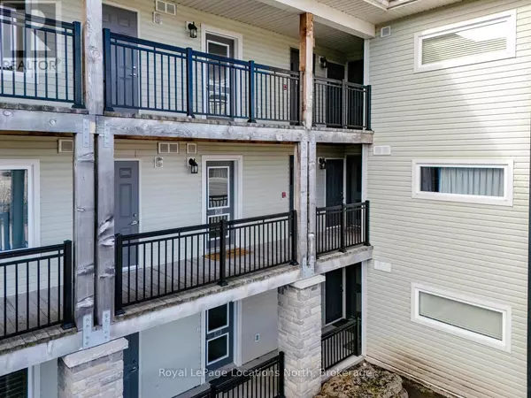 Collingwood, ON L9Y0X4,6 BRANDY LANE DR #208