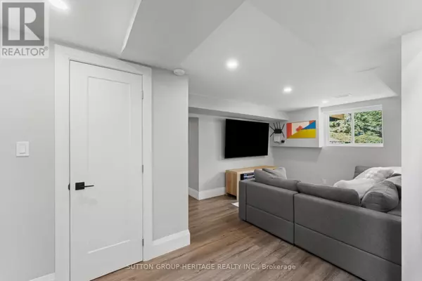 Springwater, ON L0M1T2,3660 BALDWICK LANE