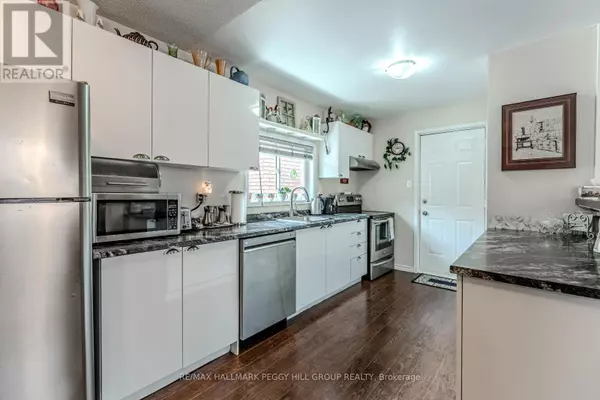 Barrie (northwest), ON L4N7Y3,132 BENSON DRIVE