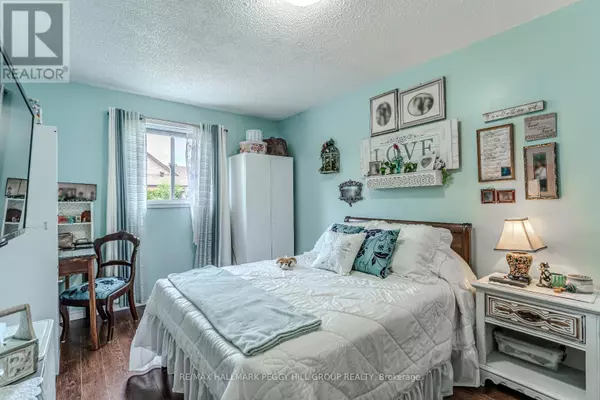 Barrie (northwest), ON L4N7Y3,132 BENSON DRIVE
