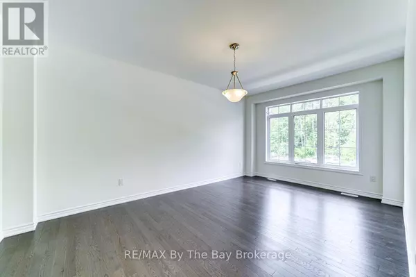 Wasaga Beach, ON L9Z0L4,174 MAPLESIDE DRIVE