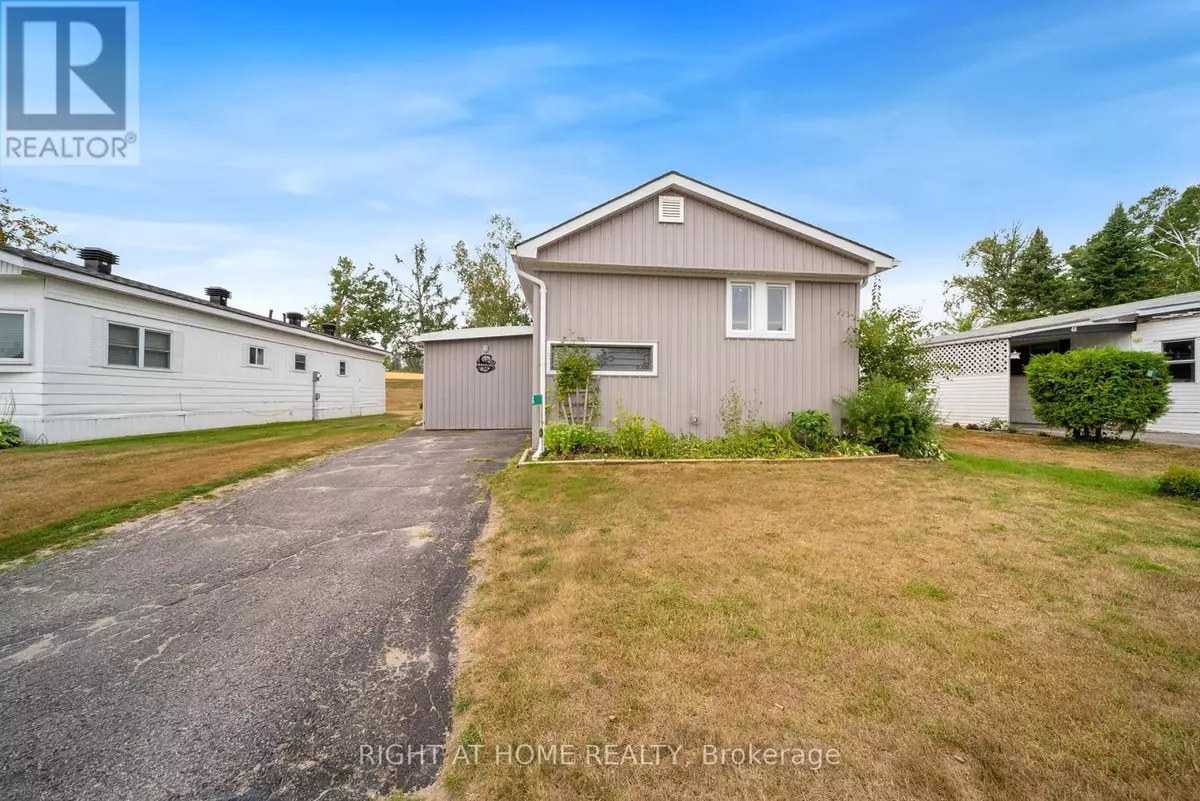 Oro-medonte, ON L0L1T0,46 CAMERON DRIVE
