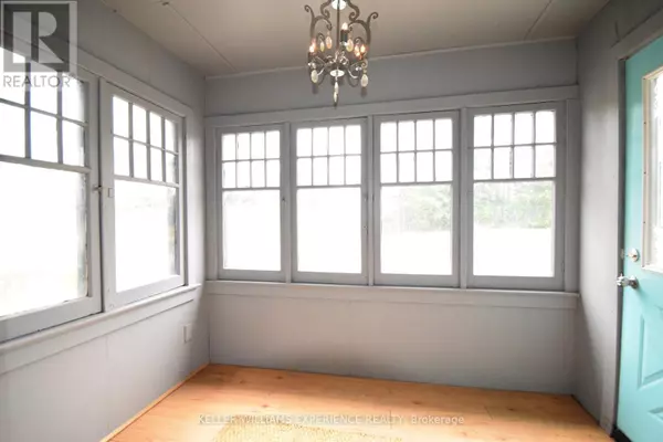 Barrie (city Centre), ON L4N3B5,184 BRADFORD STREET