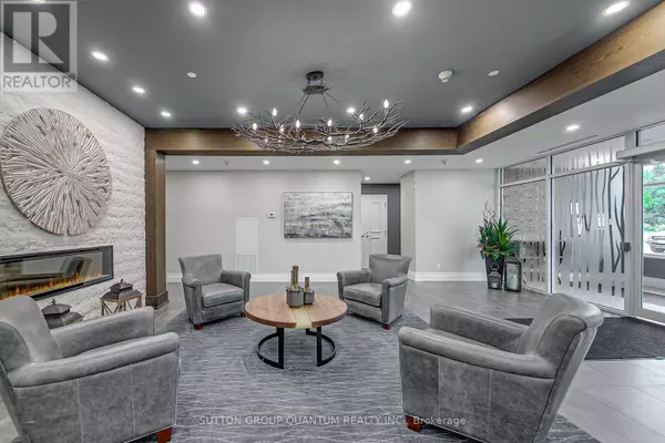 Orillia, ON L3V8K4,90 Orchard Point RD #606