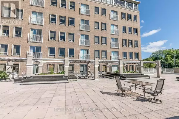 74 Ross ST #53, Barrie (queen's Park), ON L4N1G3