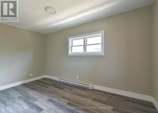 Orillia, ON L3V4M4,177 PARKVIEW AVENUE