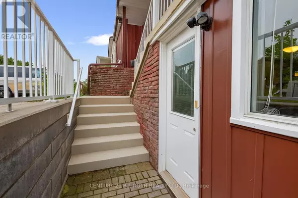 Barrie (sunnidale), ON L4N4P9,120 KOZLOV STREET