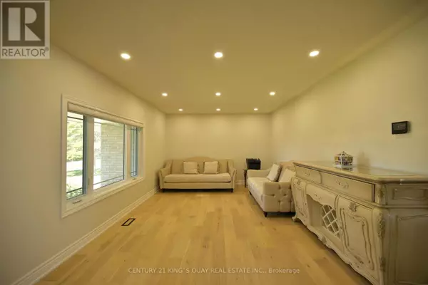 Ramara, ON L0K1B0,88 BAYSHORE DRIVE