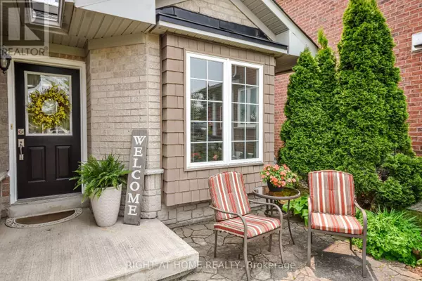 Barrie (east Bayfield), ON L4M6V5,13 COUPLES COURT