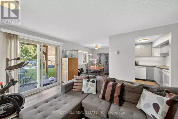 22 Meadow LN #4, Barrie (ardagh), ON L4N7K2