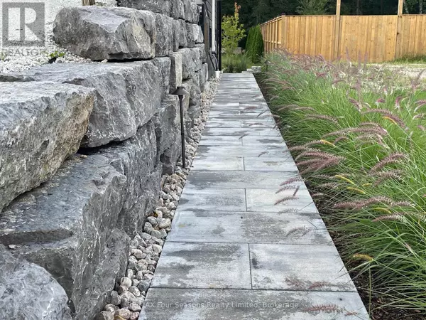 Collingwood, ON L9Y4W9,37B SILVER CREEK DRIVE