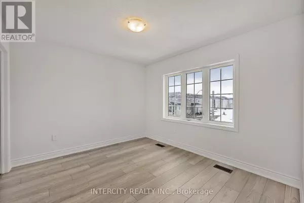 Wasaga Beach, ON L9R0M2,11 AVALON DRIVE