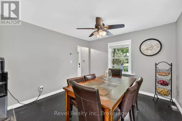 Tiny, ON L9M0H8,6 BAYSIDE ROAD