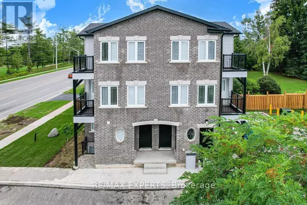 426 VETERANS DRIVE, Barrie (holly), ON L4N9G9
