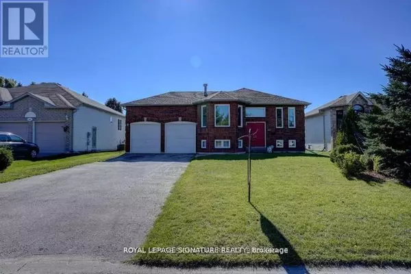 47 Acorn CRES #Main, Wasaga Beach, ON L9Z1L6