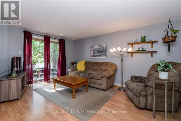 Barrie (ardagh), ON L4N7K5,15 SHADOWOOD ROAD