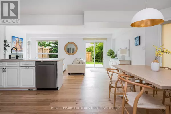 Collingwood, ON L9Y0C8,26 DAVIS STREET