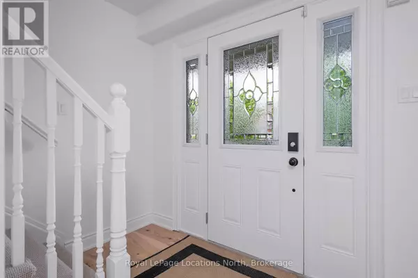 Collingwood, ON L9Y0C8,26 DAVIS STREET