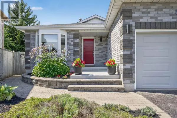 Barrie (holly), ON L4N8G4,38 ASSINIBOINE DRIVE