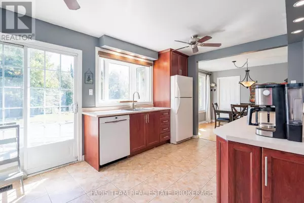 Oro-medonte, ON L0L1T0,51 TUDHOPE BOULEVARD