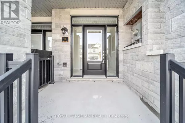 Barrie, ON L9S2Z8,21 TAMWORTH TERRACE