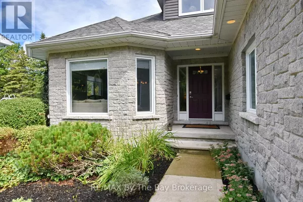 Collingwood, ON L9Y3S6,475 MINNESOTA STREET