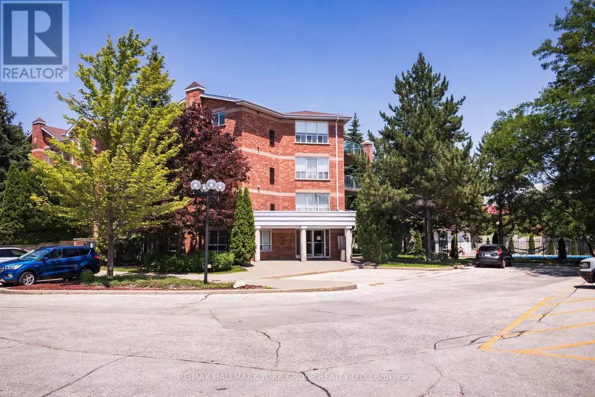 Barrie (letitia Heights), ON L4N1L9,143 Edgehill DR #408