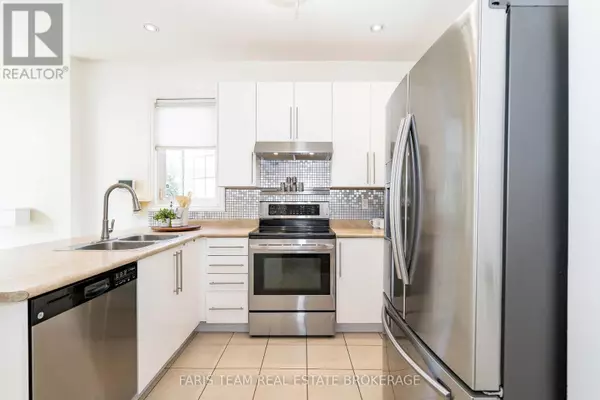 Wasaga Beach, ON L9Z3B6,103 41ST STREET S
