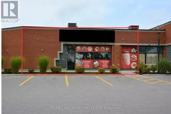 34 Cedar Pointe DR #509, Barrie (0 North), ON L4N5R7