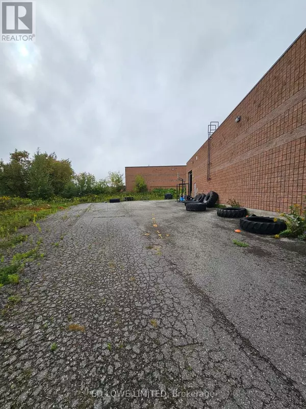 Barrie (0 East), ON L4N8Z1,349 HURONIA ROAD