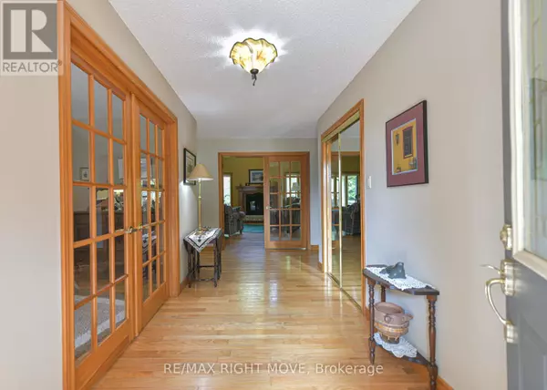 Severn (marchmont), ON L3V6H2,1892 CARRIAGE COURT