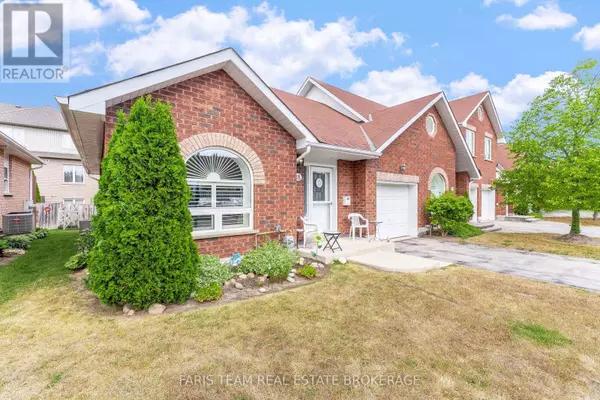 Barrie (painswick North), ON L4N2Z6,318 Little AVE #18