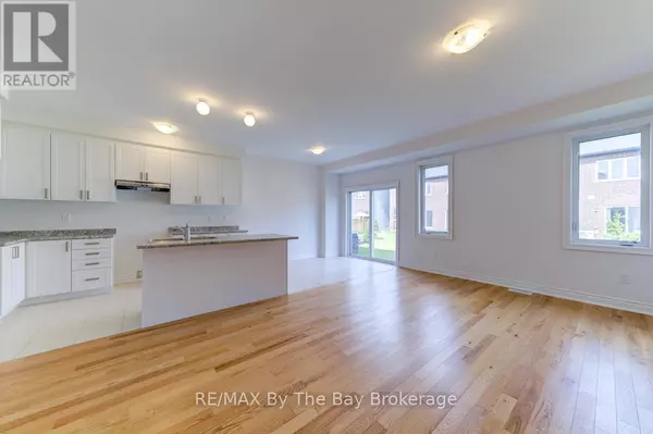 Wasaga Beach, ON L9Z1J9,25 LISA STREET