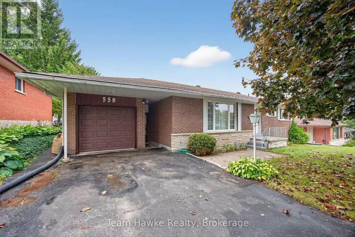 Midland, ON L4R3B6,558 RUSSELL STREET