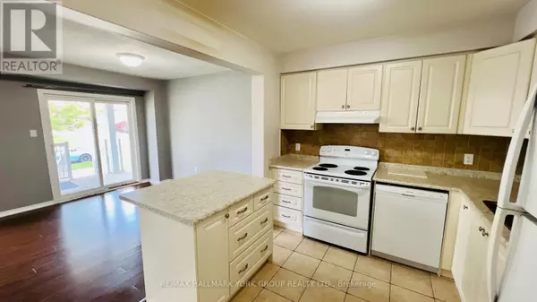 Barrie (innis-shore), ON L4N0Y9,75 Prince William WAY #9